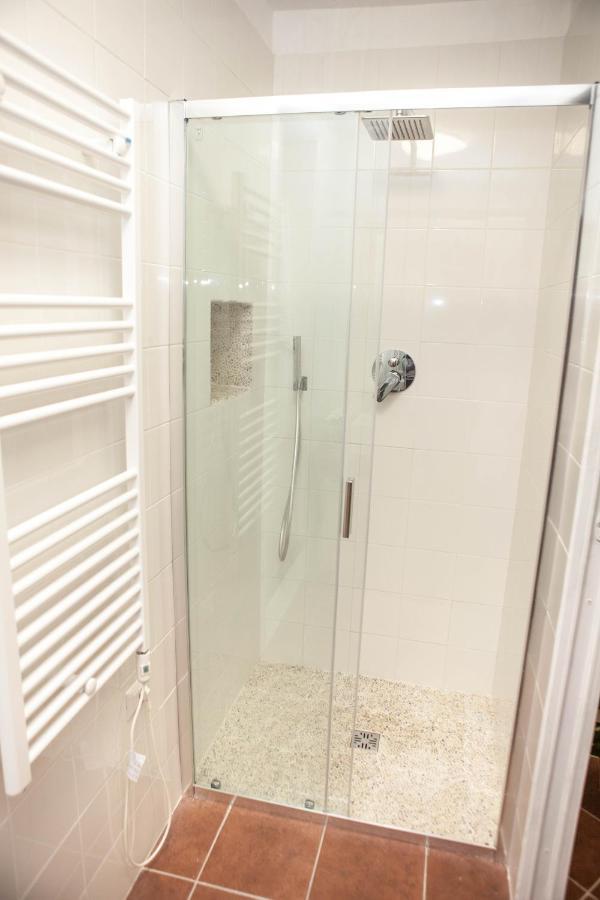 Domina Trastevere Apartment - Roma Екстериор снимка